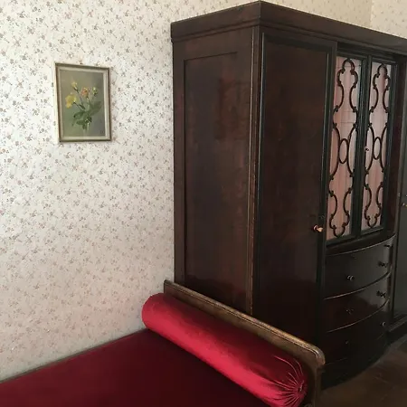 Guest house Nuernberger Eck 2*