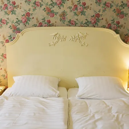 Nuernberger Eck Guest house 2*